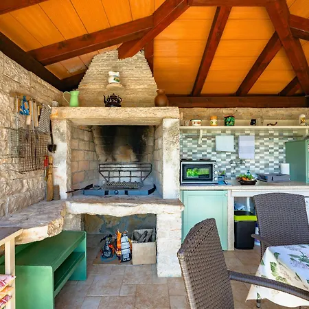 Pina By Interhome *