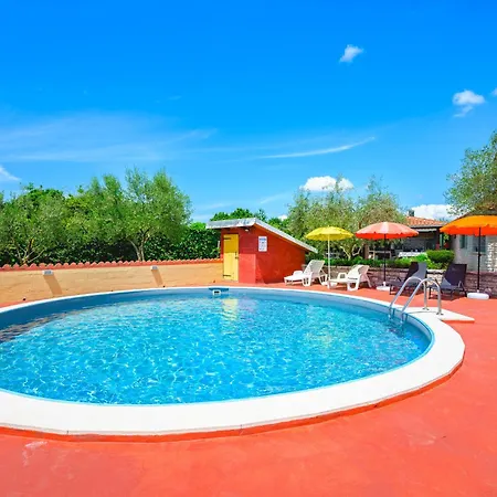 Pina - Pzn317 By Interhome
