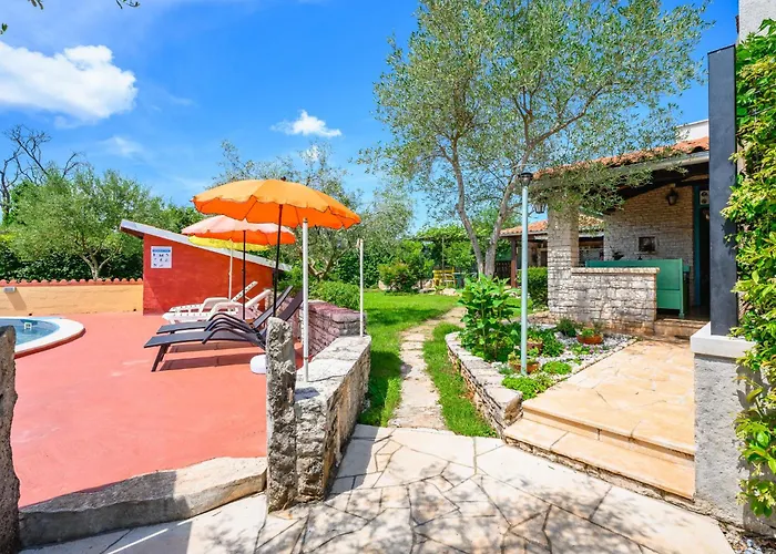 Pina By Interhome *