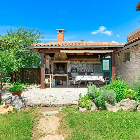Pina By Interhome *