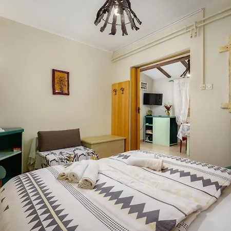 Pina By Interhome Tinjan